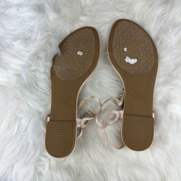 Jewel Badgley Mischka Datina Flat Evening Sandals in Champagne Satin - Picture 4 of 4